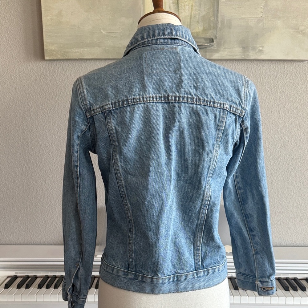 Levi's Kid’s Light Blue Jean Jacket Sz 10/12 - Picture 5 of 8